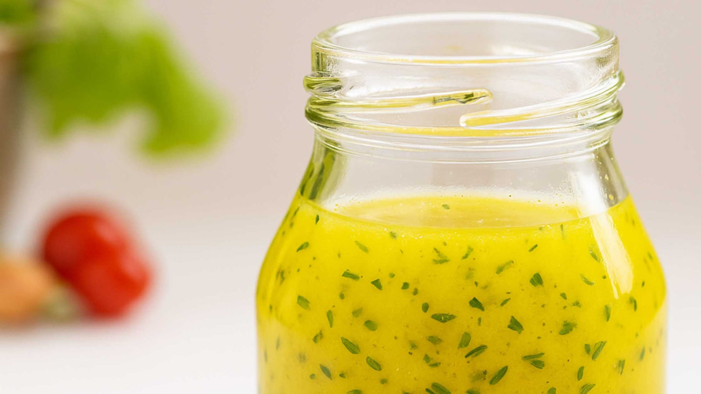 Easy Saffron Vinaigrette Recipe for Salads & More